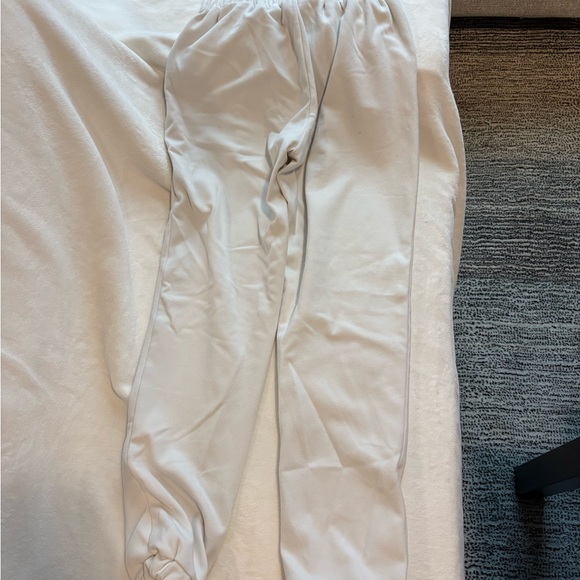 Amazon Essentials White Track Pants - Picture 2 of 2